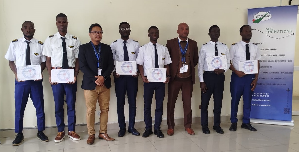 Cérémonie de remise de diplôme aux stagiaires ATE