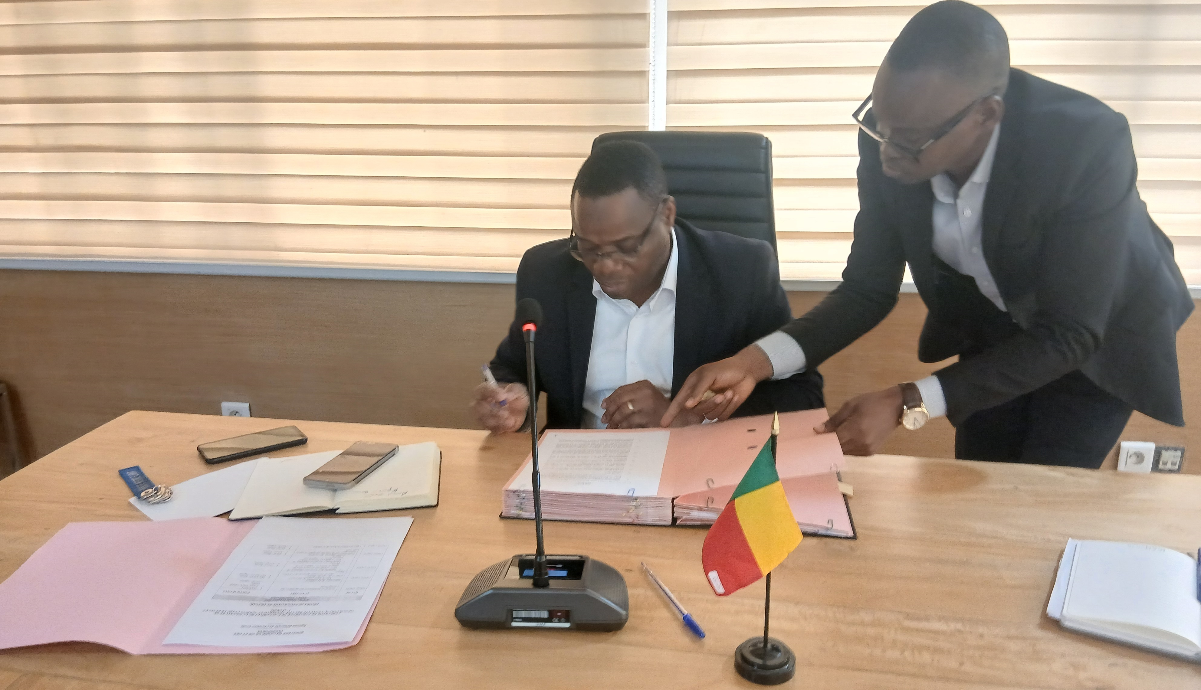 Accord et de signature du MOU relatifs aux services aériens entre le Bénin et l'Algérie